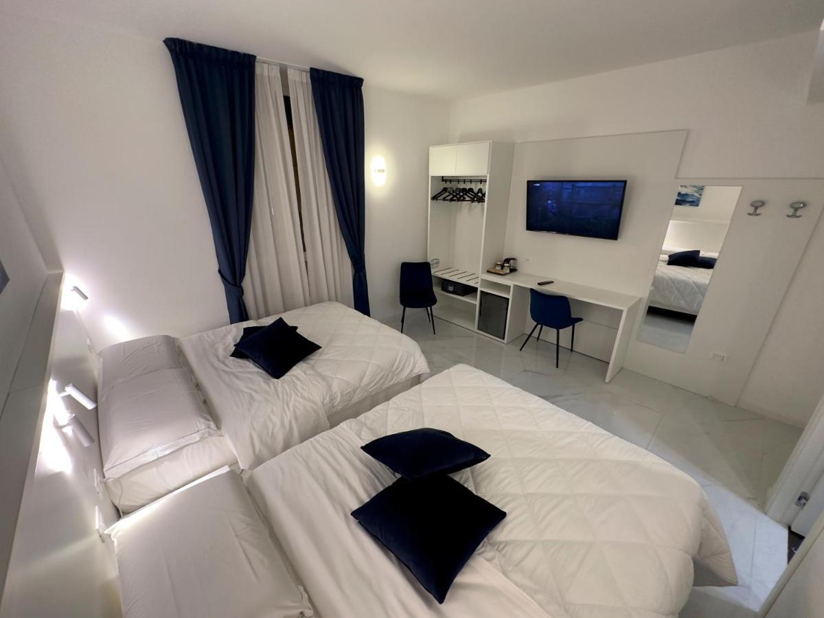 Hotel Smart Cruise شيفيتافيكْيا المظهر الخارجي الصورة